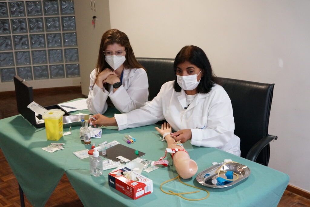 Enfermagem no Preparo e Coleta de Exames Laboratoriais