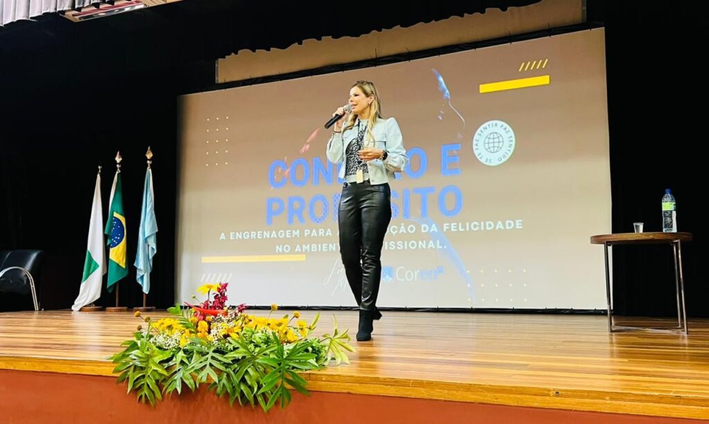 A gerente de fiscalização do interior e litorial, Ligiani Meirelles durante evento no Distrito Federal